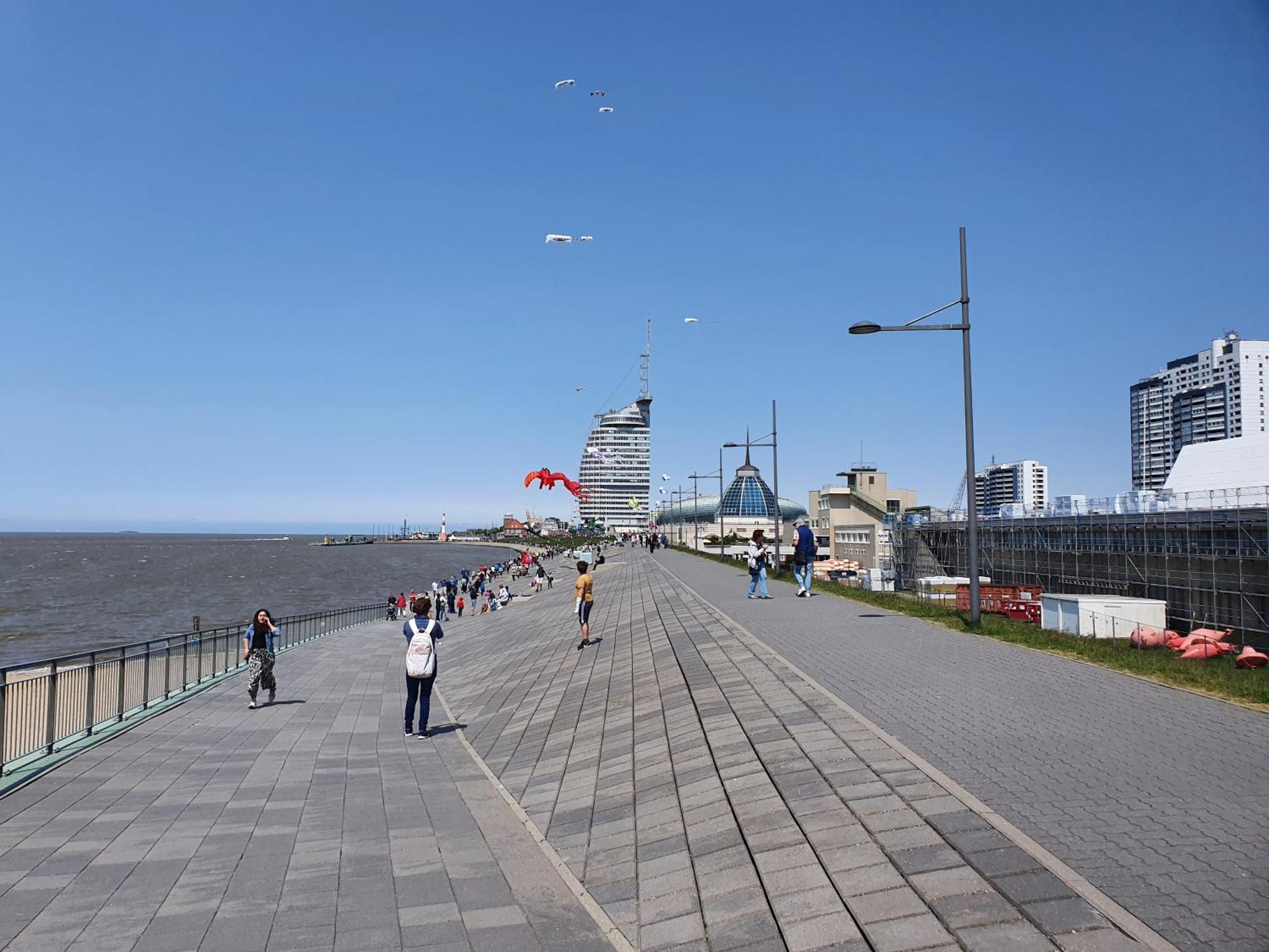 Moebeliertes Wohnen Auf Zeit Am Yachthafen Apartment Бремерхавен Екстериор снимка
